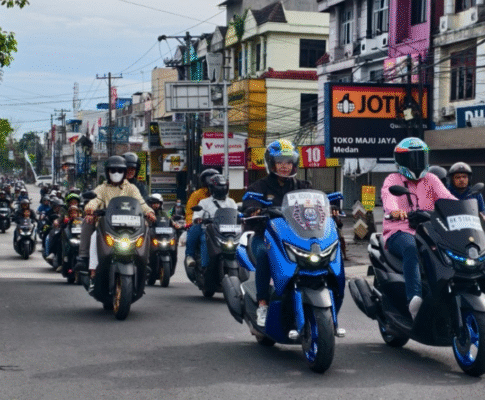 Aroma Semangat Kebangkitan Nasional Mewarnai Peserta Touring Satu Decade Yamaha NMAX