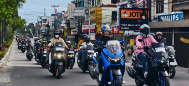 Aroma Semangat Kebangkitan Nasional Mewarnai Peserta Touring Satu Decade Yamaha NMAX