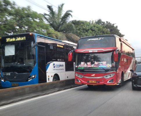 Ragam Kisah Super Lucu Traveling dengan Bus